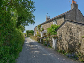 1 Gabberwell Cottages, Kingston Upon Thames